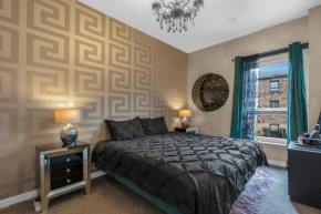 Cosy, Stylish Bedroom for Business and Work Travellers